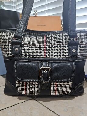 Chaps Black and White Houndstooth Shoulder/Tote Bag with Red Stripe